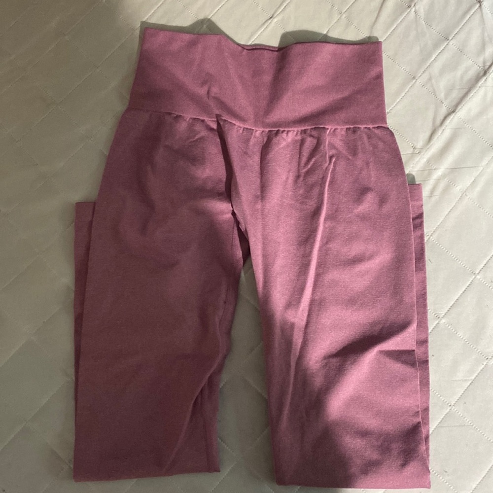 NVGTN leggings